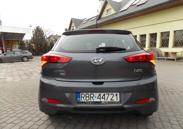 Hyundai i20 cena 35900 przebieg: 166500, rok produkcji 2015 z Jarosław małe 407